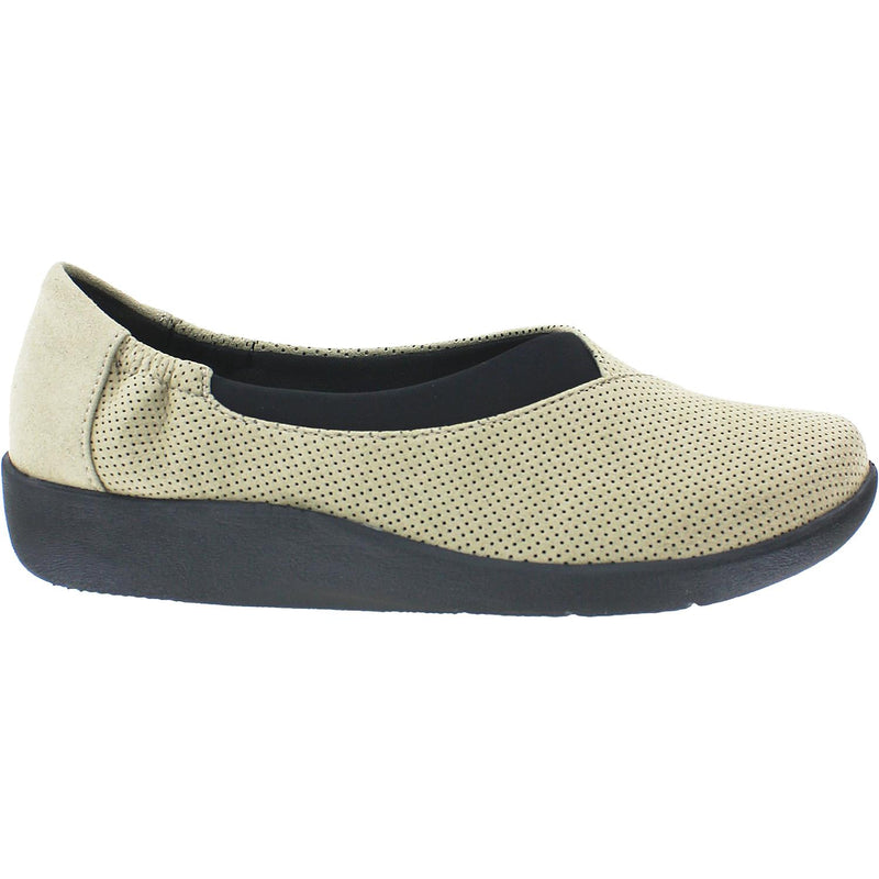 Women's Clarks Cloudsteppers Sillian Jetay Sand Perf Textile