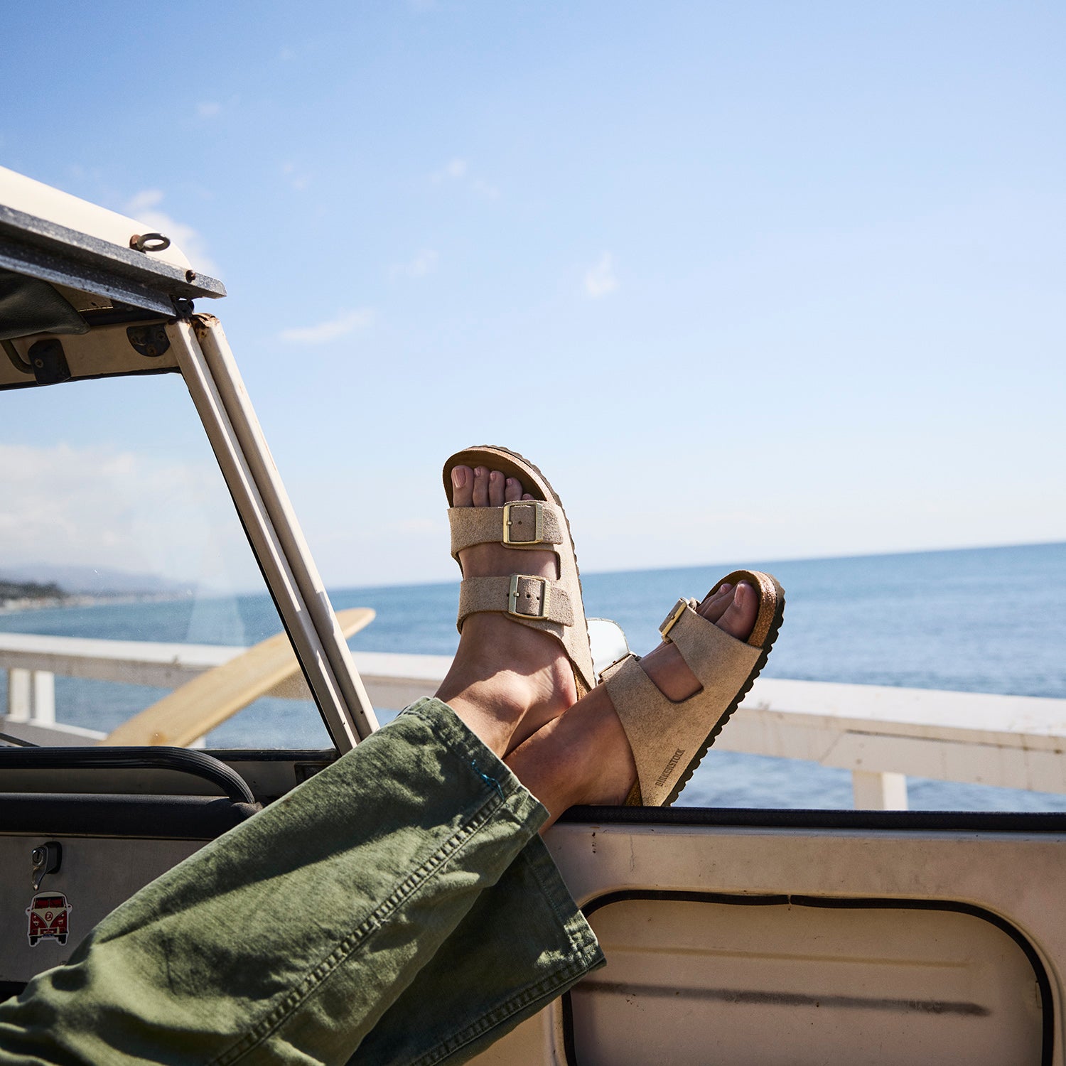 Womens Birkenstock Women's Birkenstock Arizona Shimmering Taupe Suede Shimmering Taupe Suede