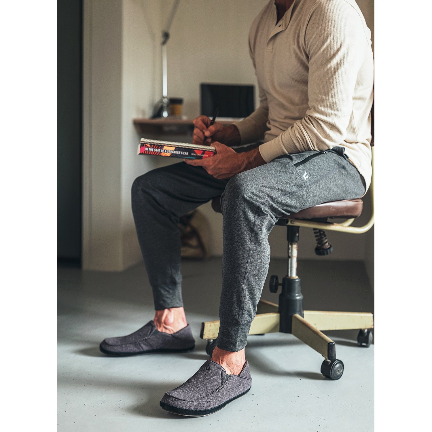 Mens Olukai OluKai Moloa Hulu Men's Slippers Black/Black Knit Fabric Black/Black Knit Fabric