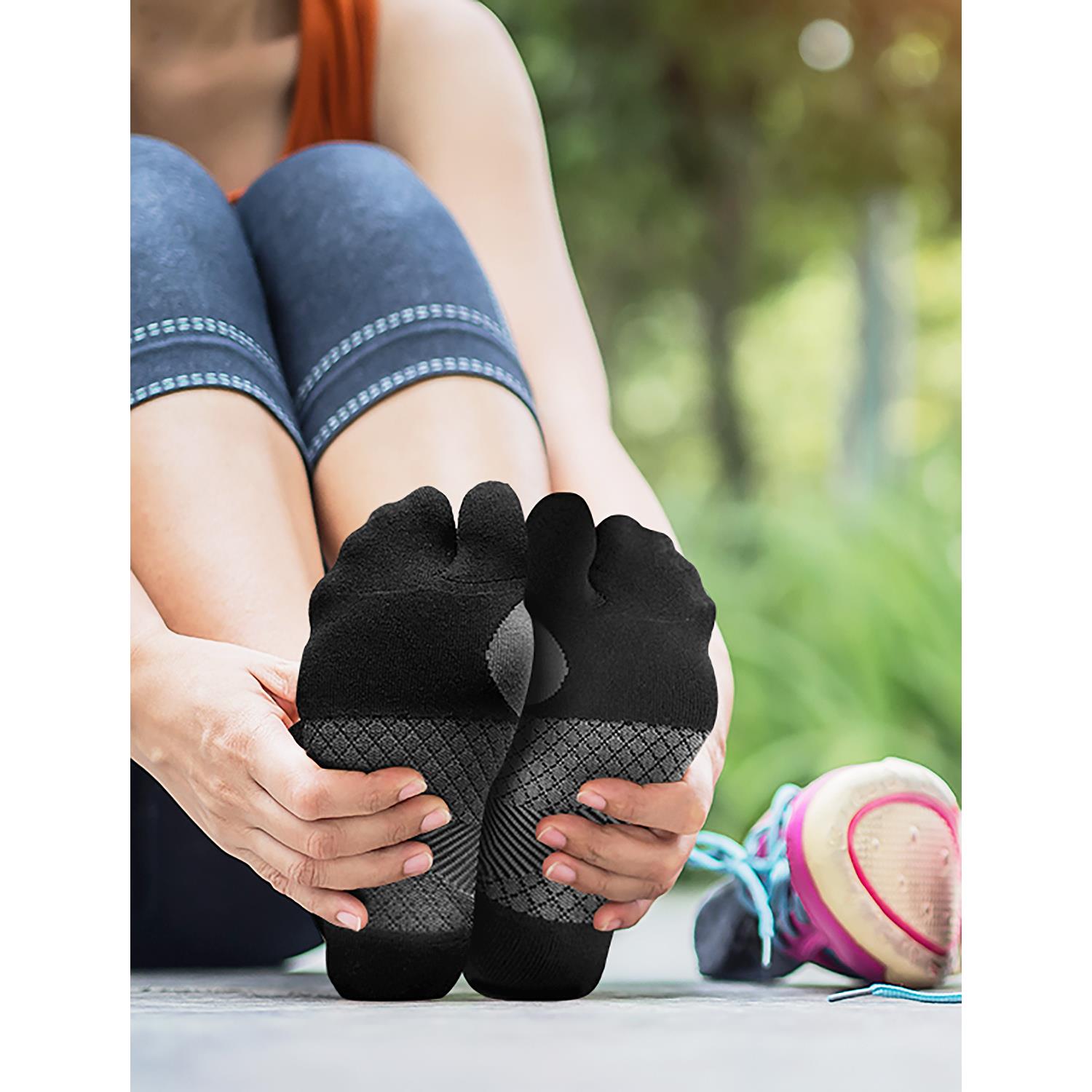 Unisex Os1st Unisex OS1st BR4 Bunion Relief Socks Pair Black Black