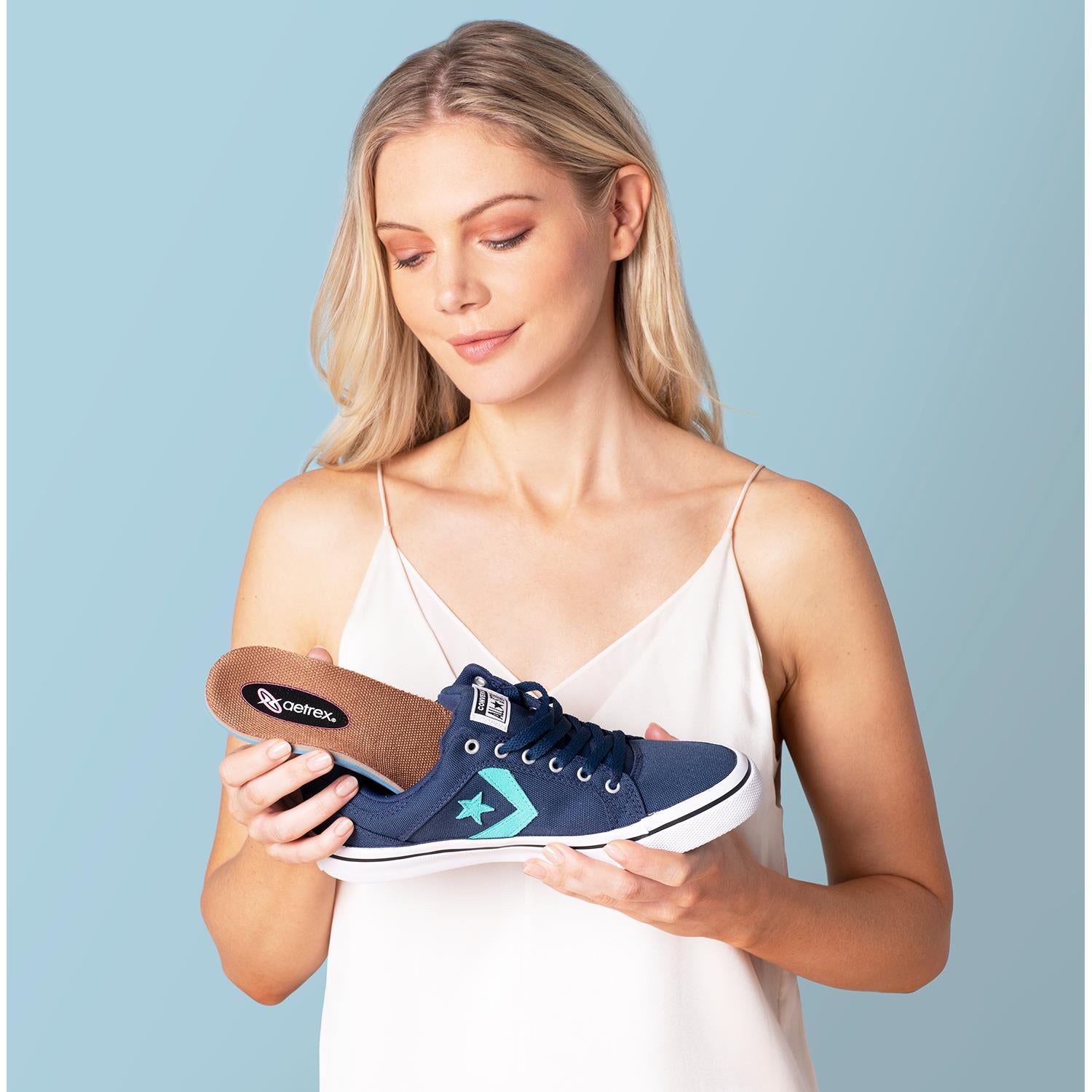 Womens Lynco Women's Aetrex Lynco L2200 Memory Foam Orthotic Beige