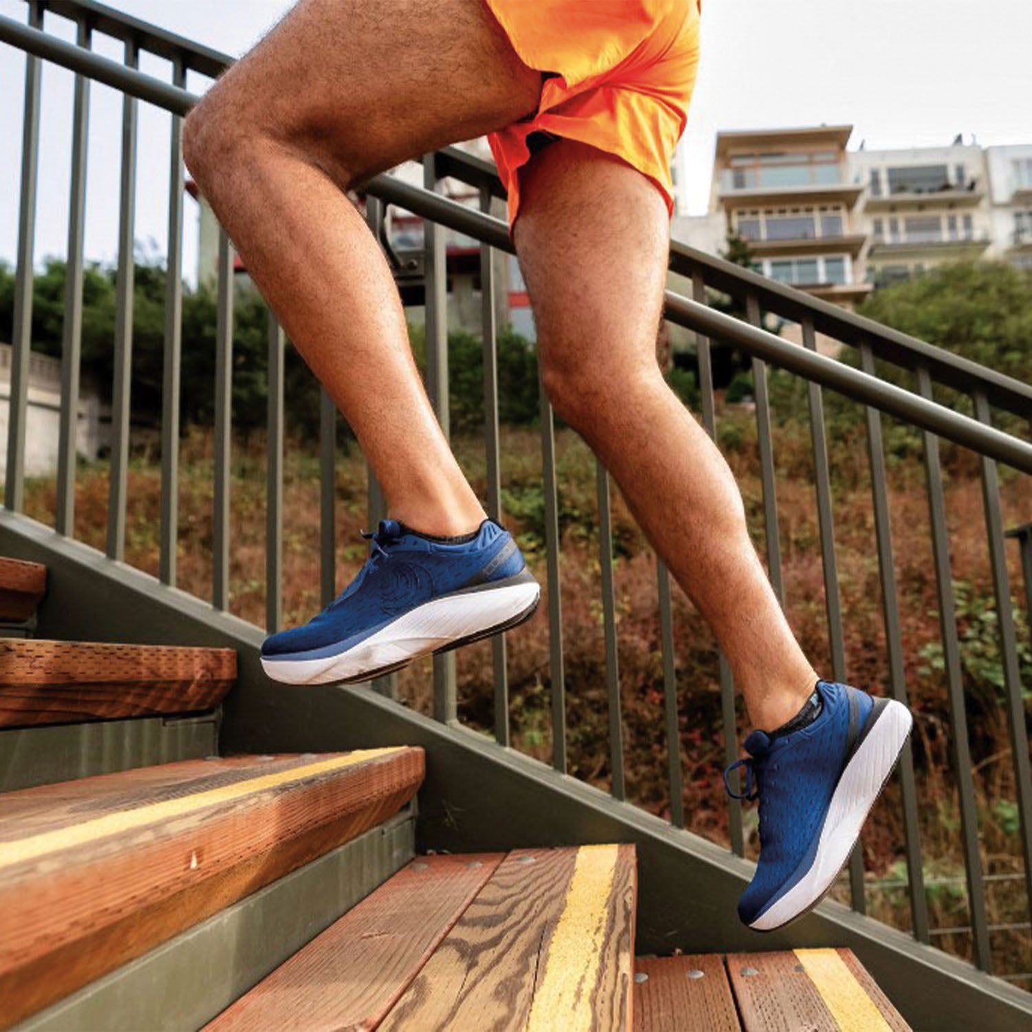 Mens Topo Men's Topo Atmos Navy/White Mesh (Neutral Support) Navy/White Mesh