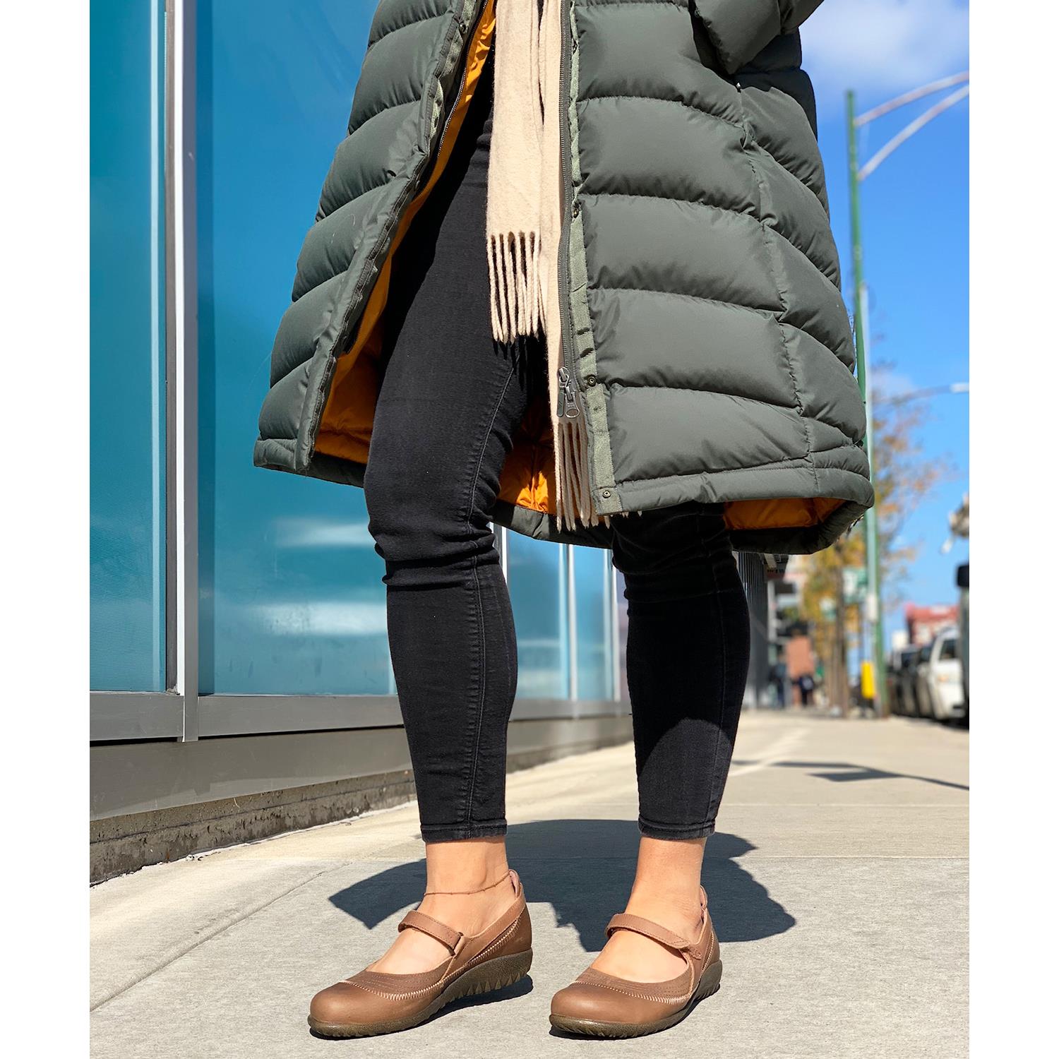 Womens Naot Naot Kirei Women's Mary Janes Linen/Stardust/Champagne Leather Linen/Stardust/Champagne Leather