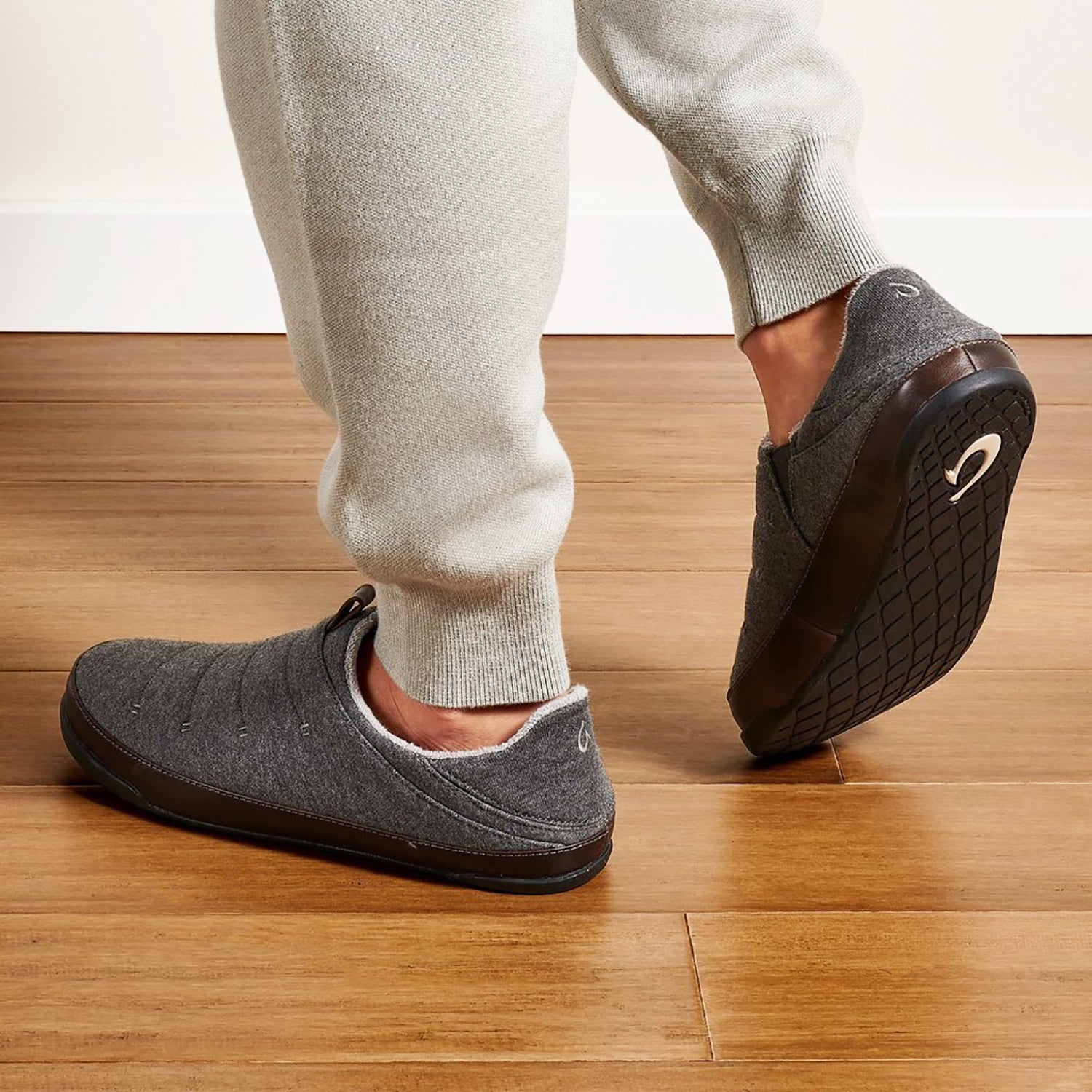 Mens Olukai OluKai Mahana Men's Jersey Slippers Dark Shadow Jersey Knit Dark Shadow Jersey Knit