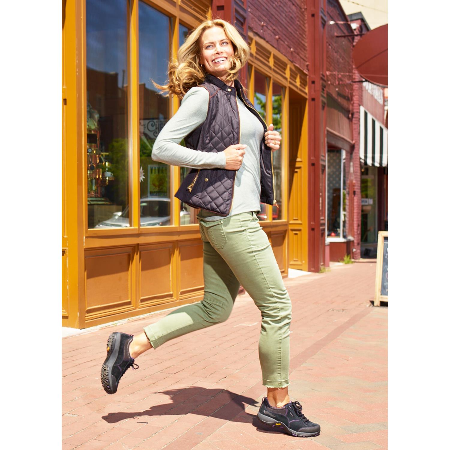 Womens Dansko Women's Dansko Paisley Navy Milled Nubuck Navy Milled Nubuck