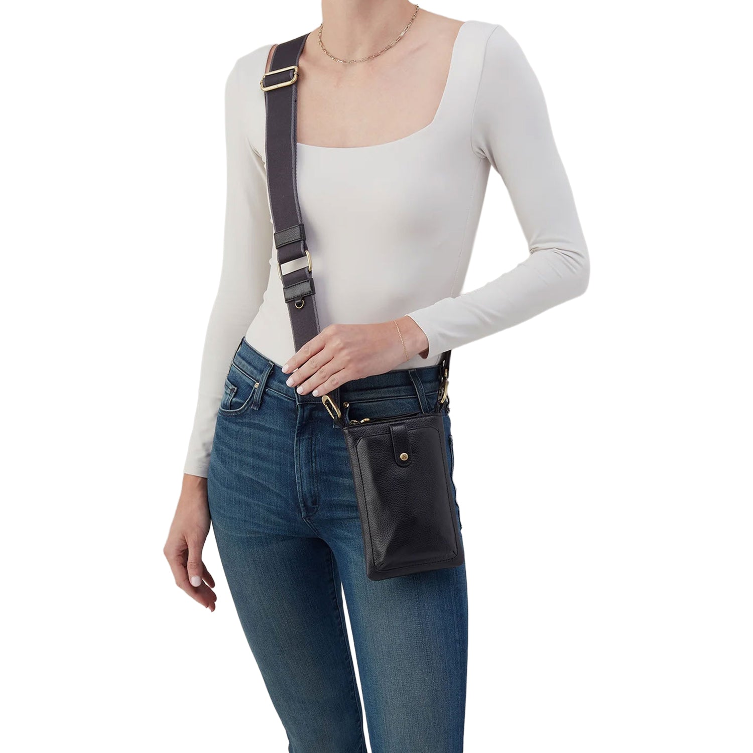 Womens Hobo Hobo International Cass Phone Crossbody Handbag Black Pebbled Leather Black Pebbled Leather
