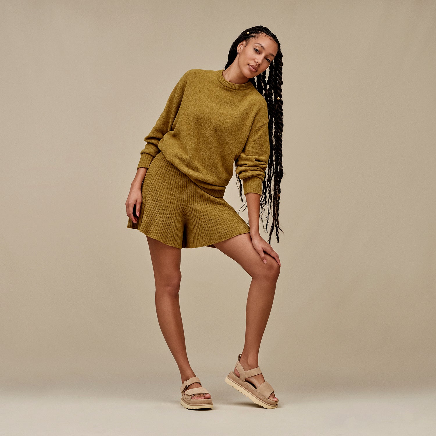 UGG Goldenstar Hi Women's Sandals Sand – Footwear etc.