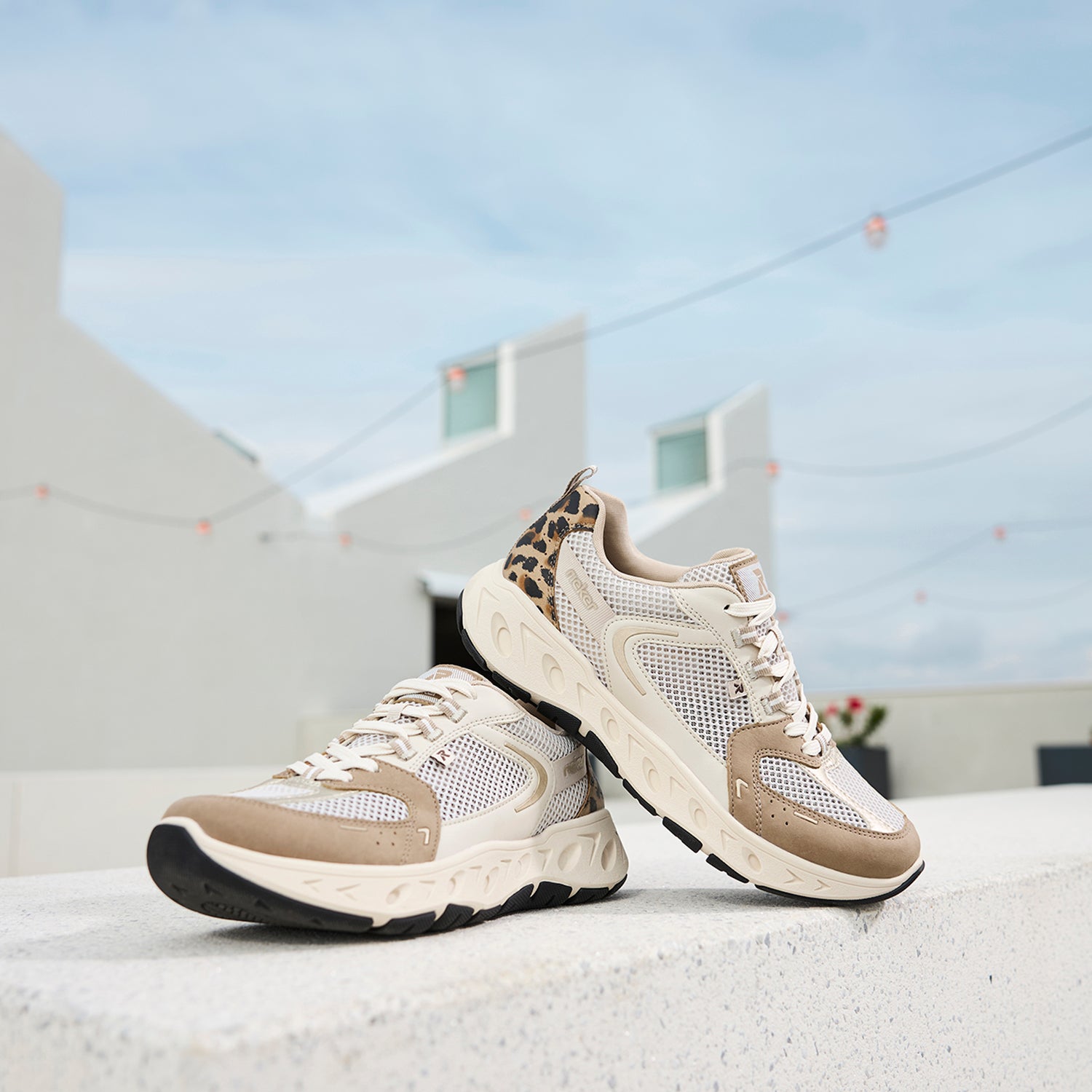 Womens Rieker Rieker M6501-60 Edith 01 Women's Hands-Free Sneakers Shell/Pale Gold/Marble/Perle Shell/Pale Gold/Marble/Perle