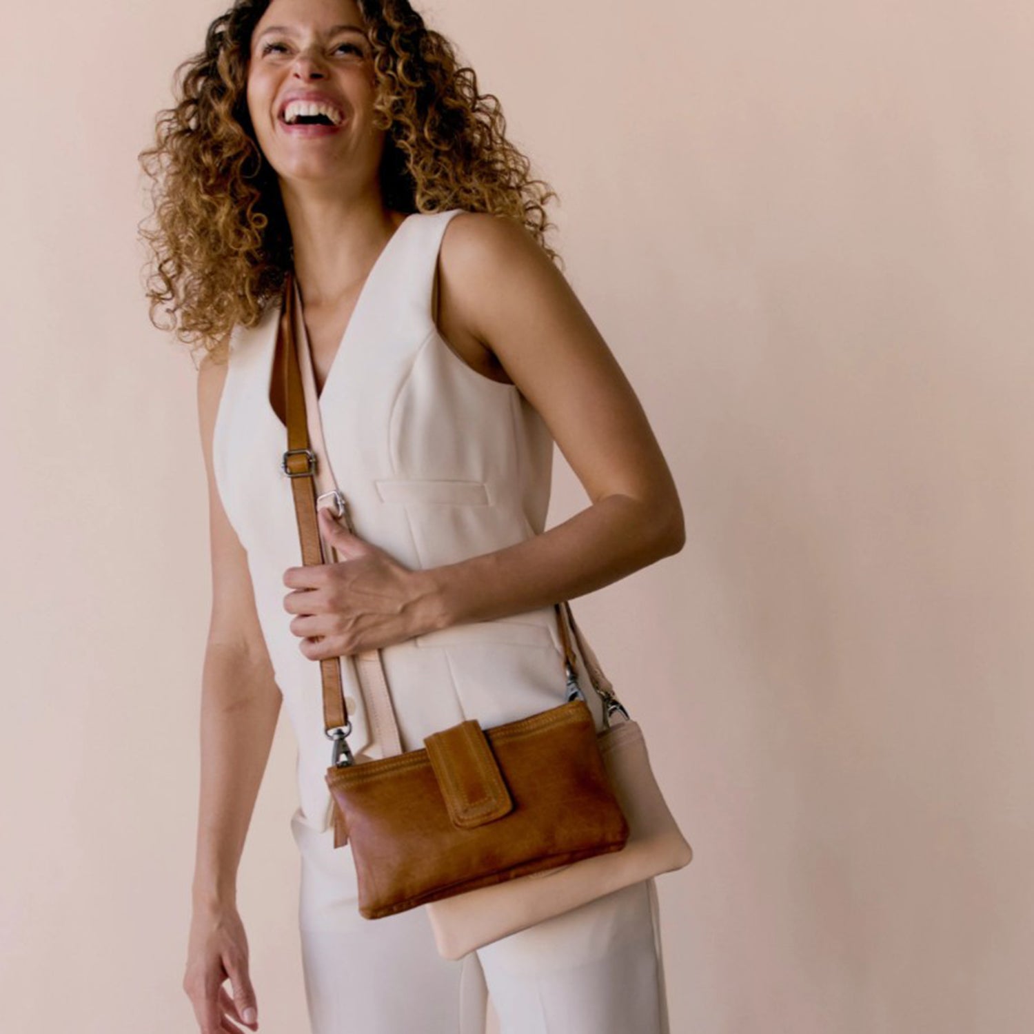 Womens Latico Latico Malta Crossbody/Clutch Handbag Camel Leather Camel Leather