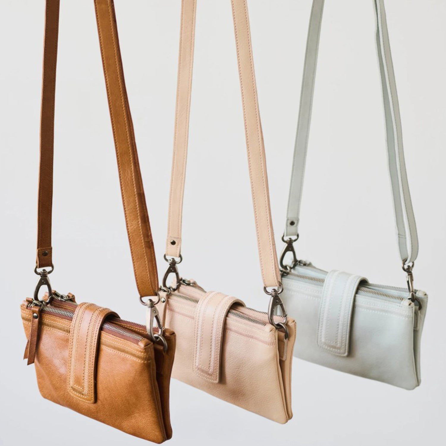 Womens Latico Latico Malta Crossbody/Clutch Handbag Camel Leather Camel Leather