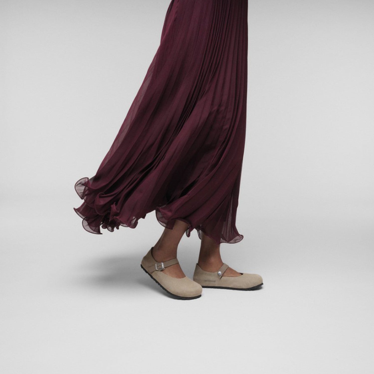 Womens Birkenstock Women's Birkenstock Mantova Taupe Suede Taupe Suede