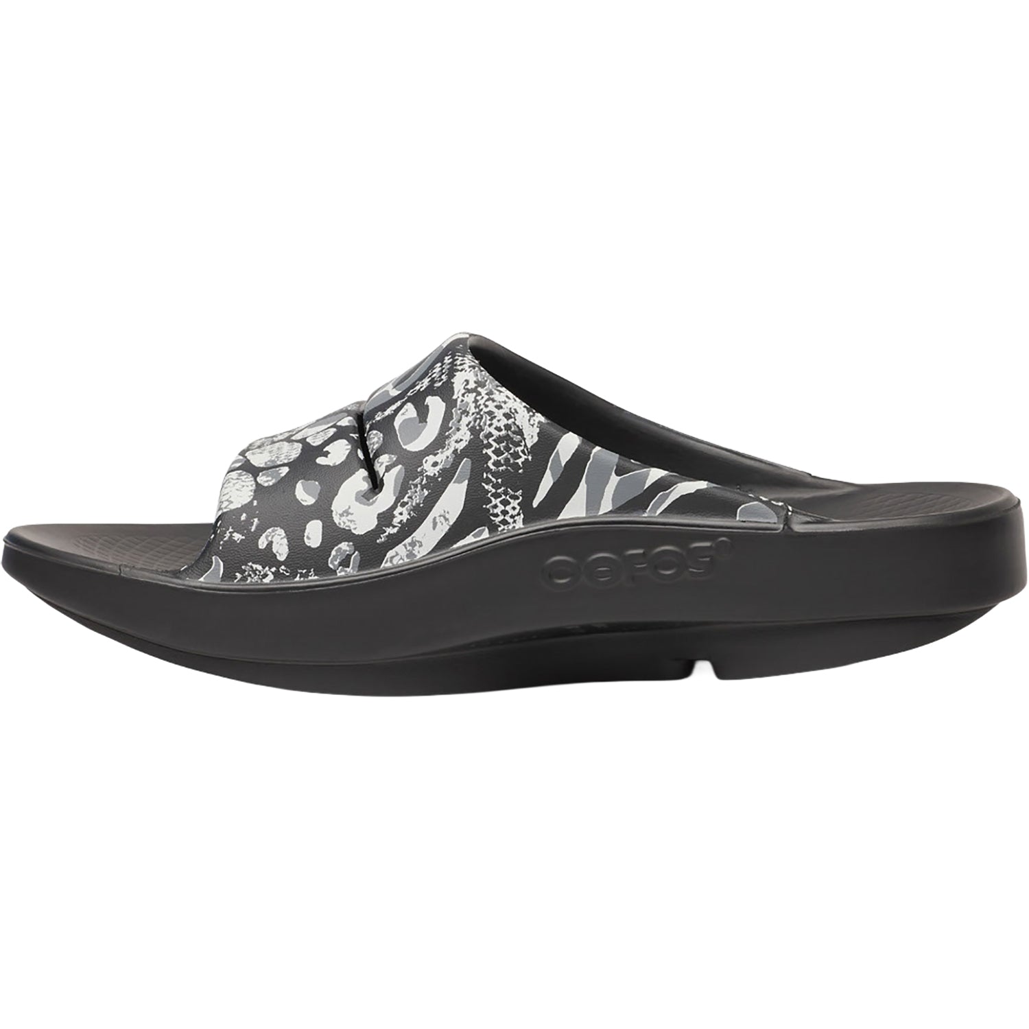 Unisex Oofos OOahh Limited Black Combo Camo – Footwear etc.