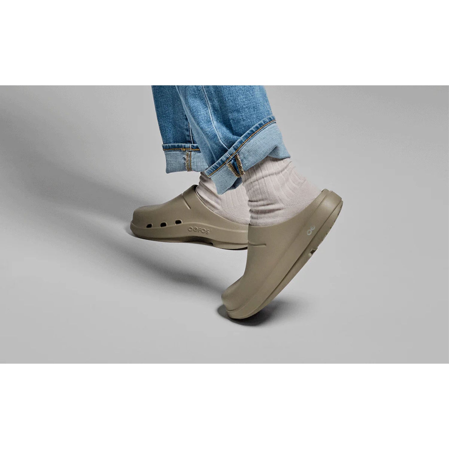 Women's Oofos OOcloog Nomad – Footwear etc.