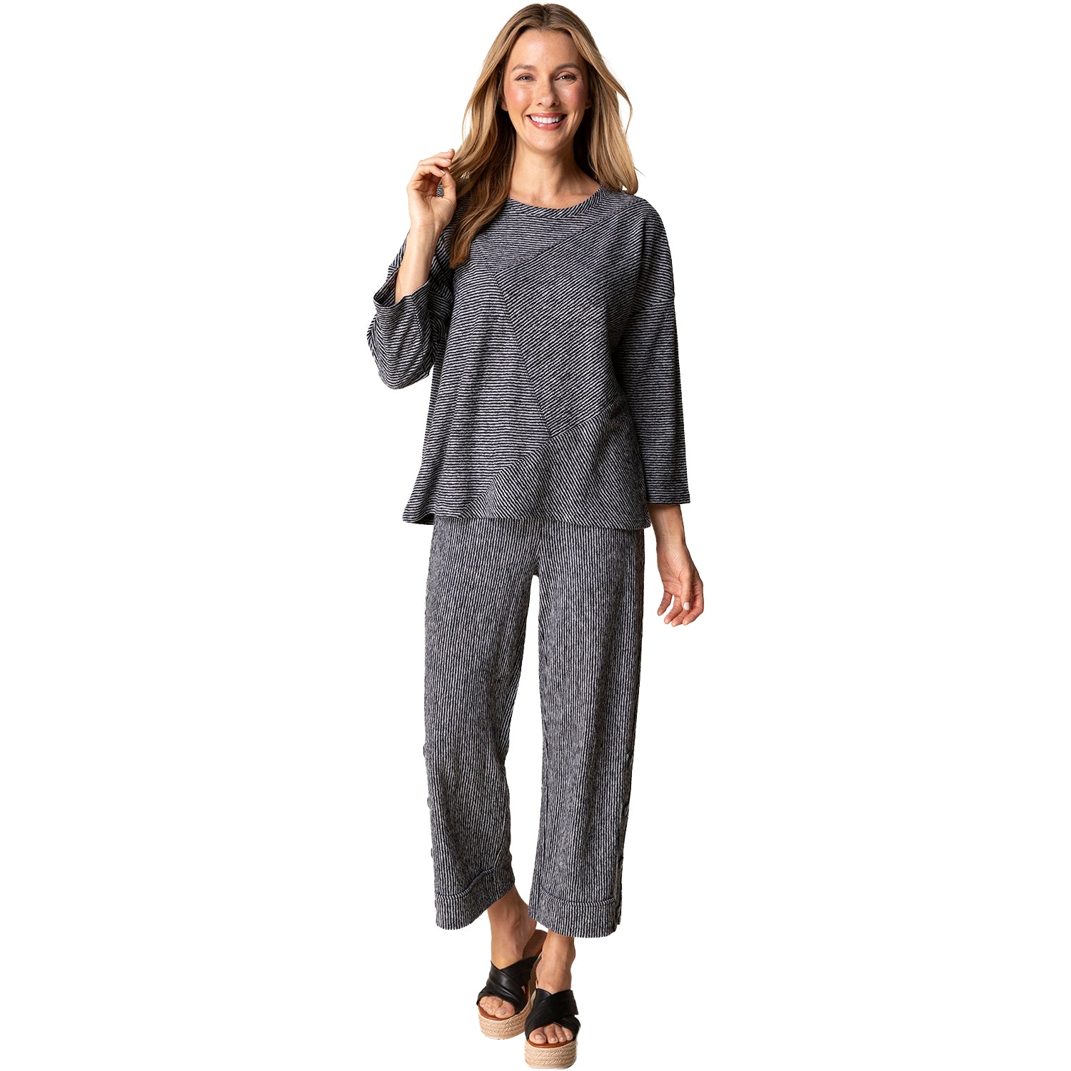 Womens Habitat Habitat Pasadena Knit Pacific Seamed Top Women's Long Sleeve Top Black Black