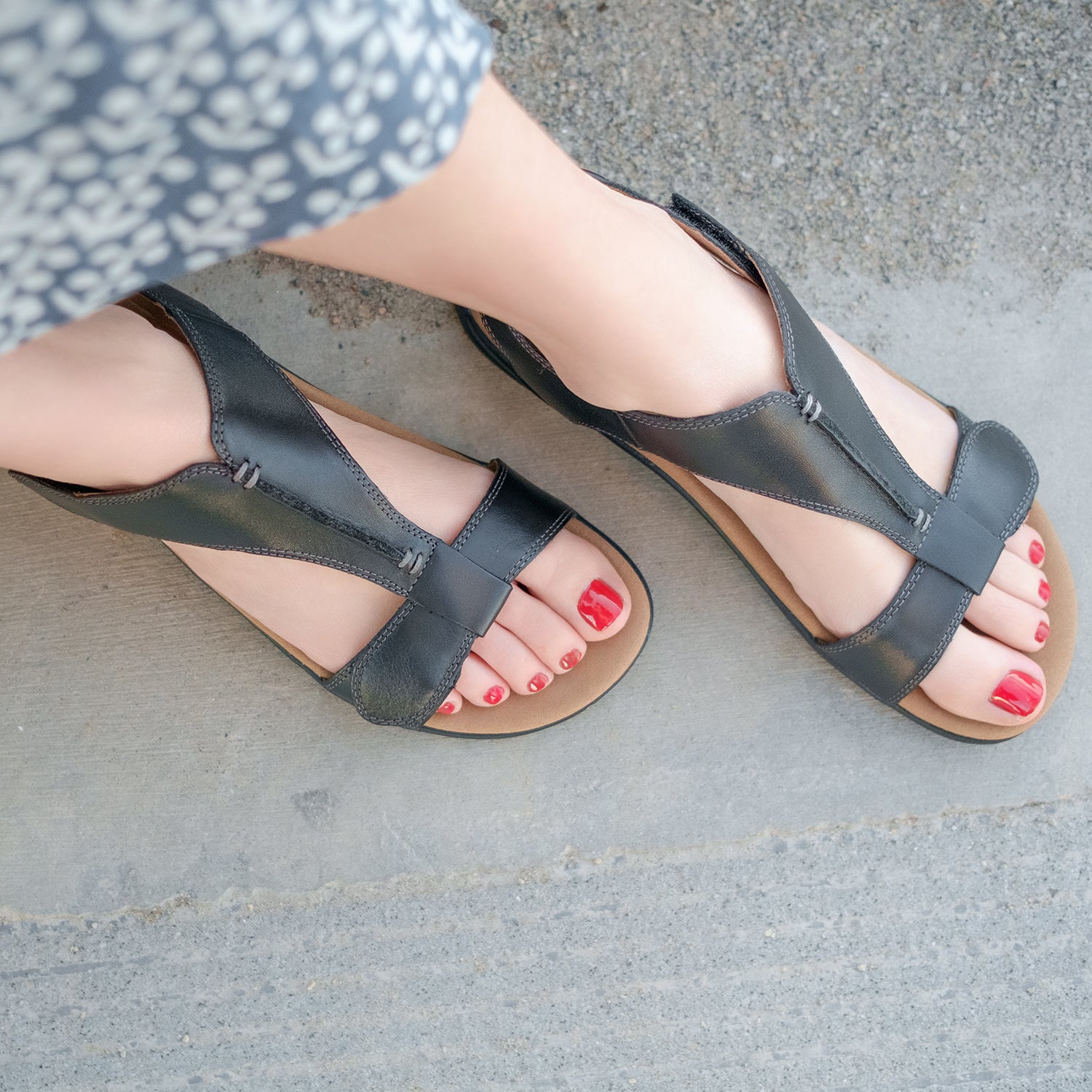 Womens Taos Taos The Show Women's Sandals Brown Snake Brown Snake