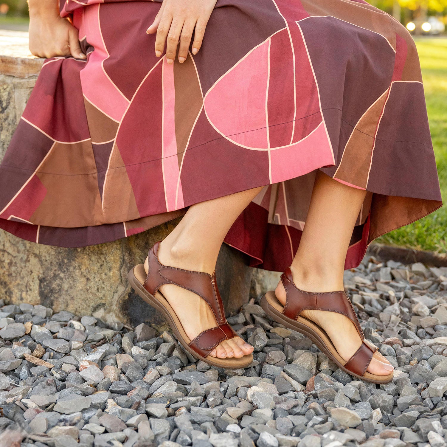 Womens Taos Taos The Show Women's Sandals Cognac Leather Cognac Leather