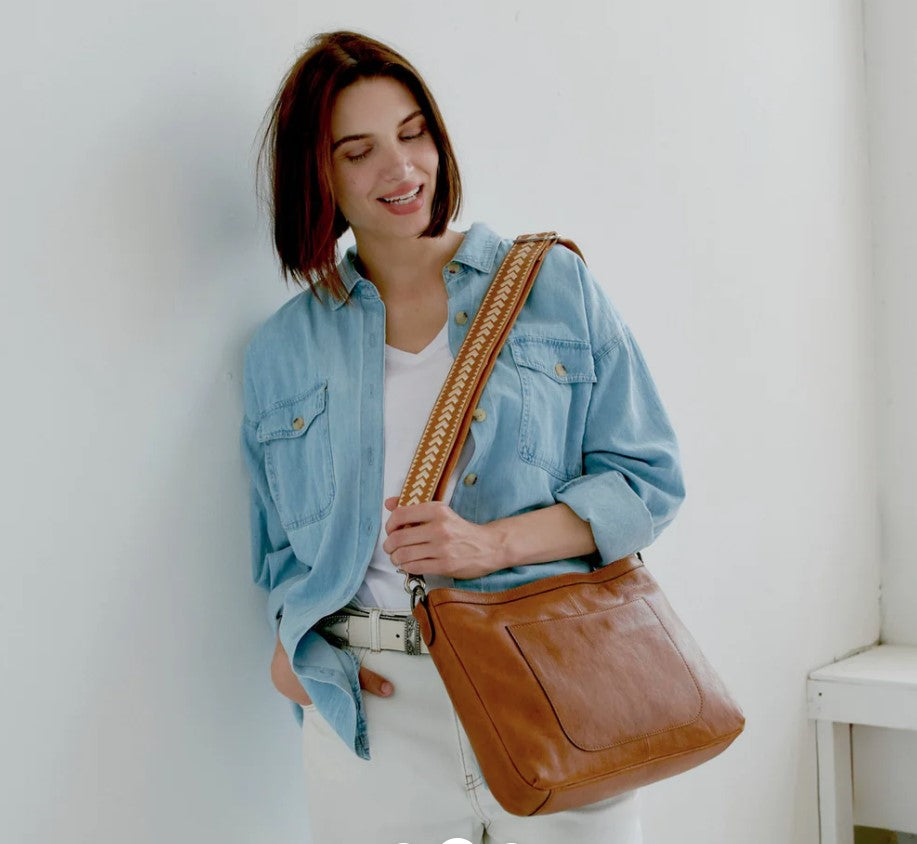Womens Latico Latico Vista Crossbody Handbag Cognac Cognac