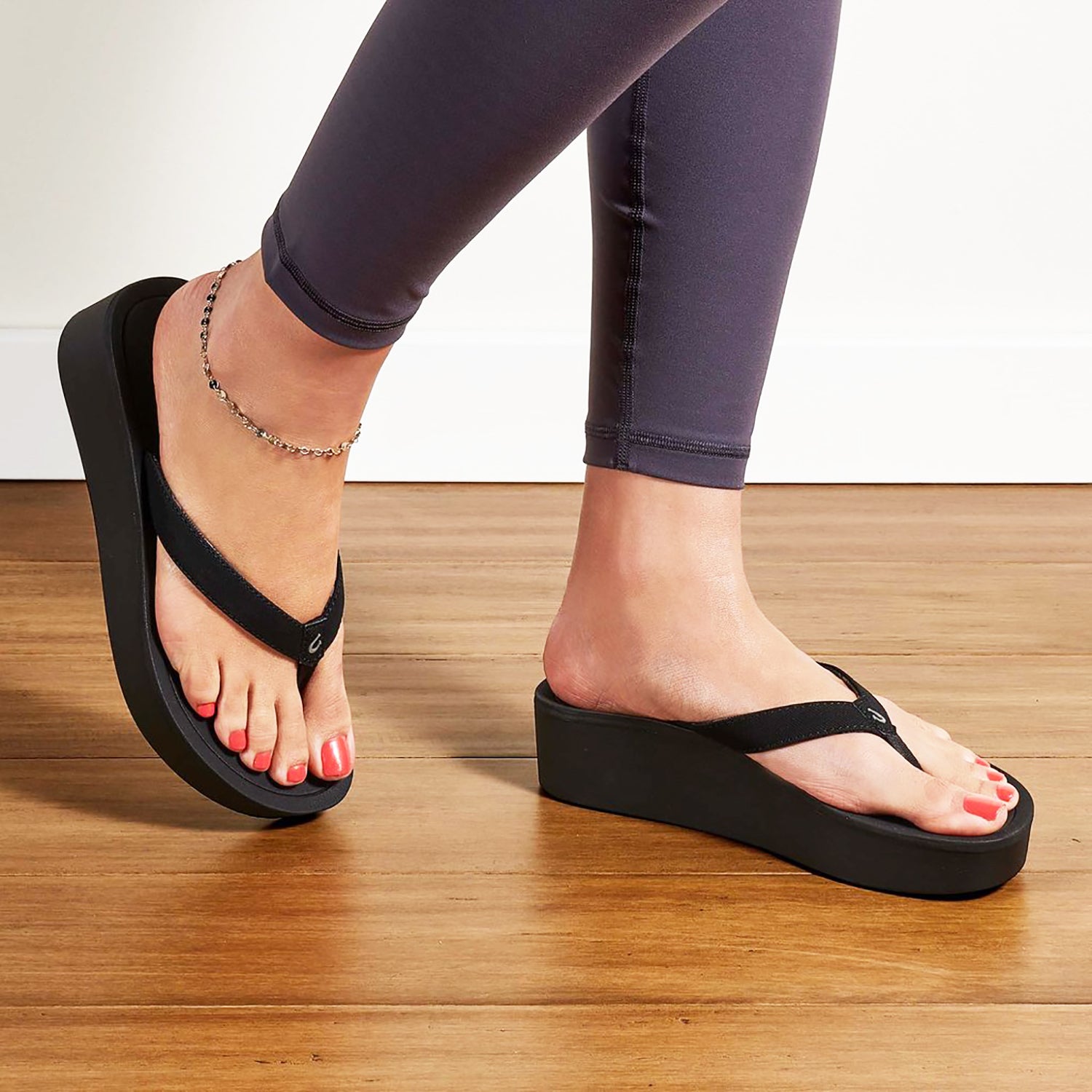 Olukai Pi'o Lua, Women's Wedge Heel Thong Sandals